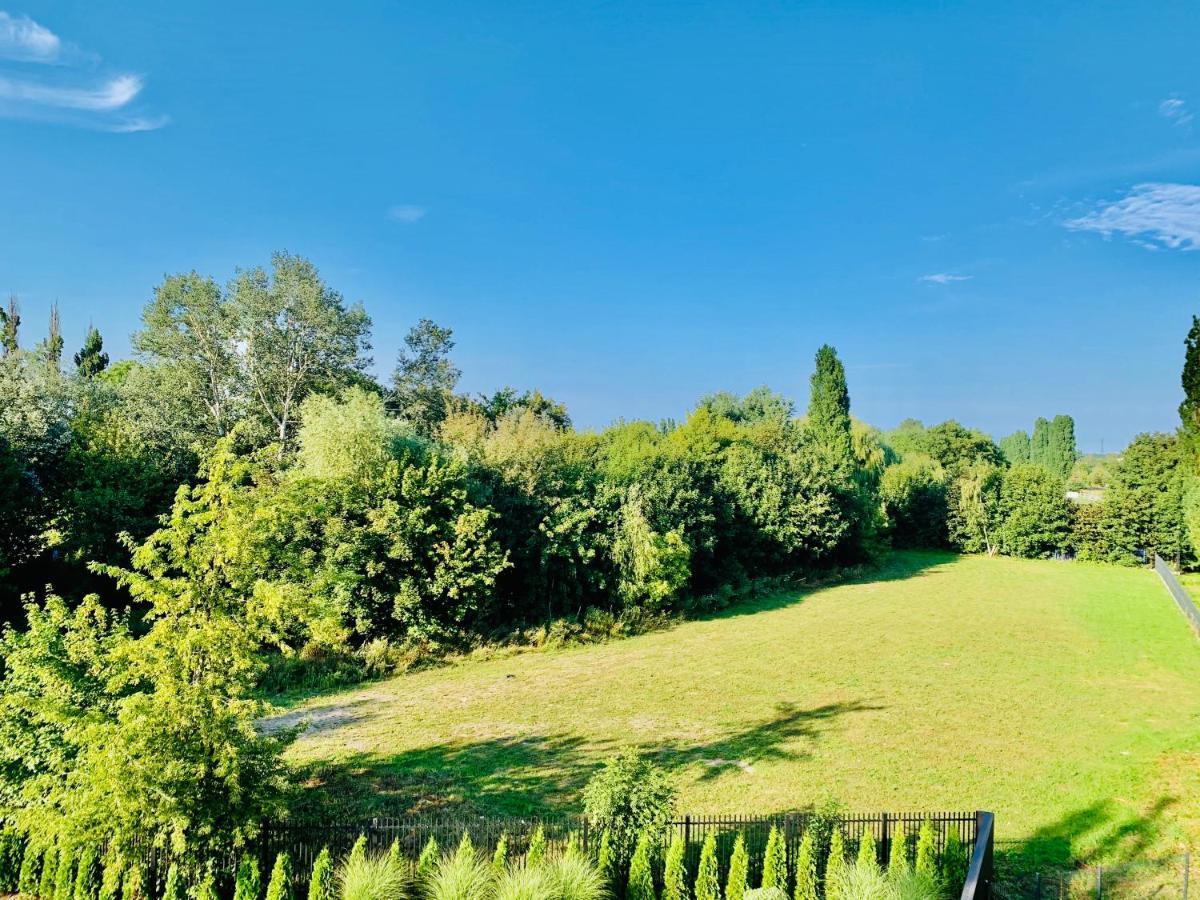 Baltic Riviera Apartments - Garden Sanctuary Retreat 그단스크 외부 사진