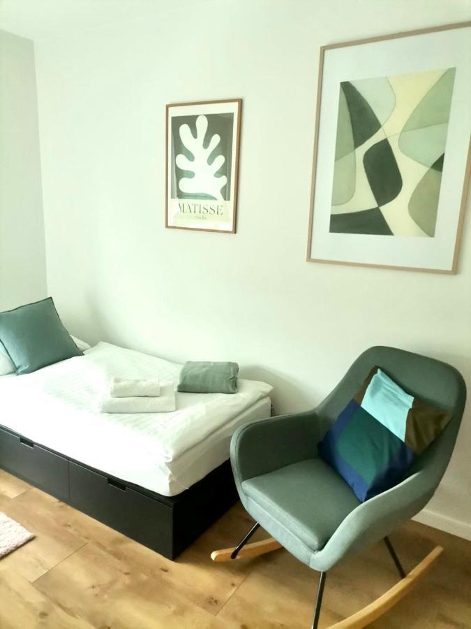 Baltic Riviera Apartments - Garden Sanctuary Retreat 그단스크 외부 사진