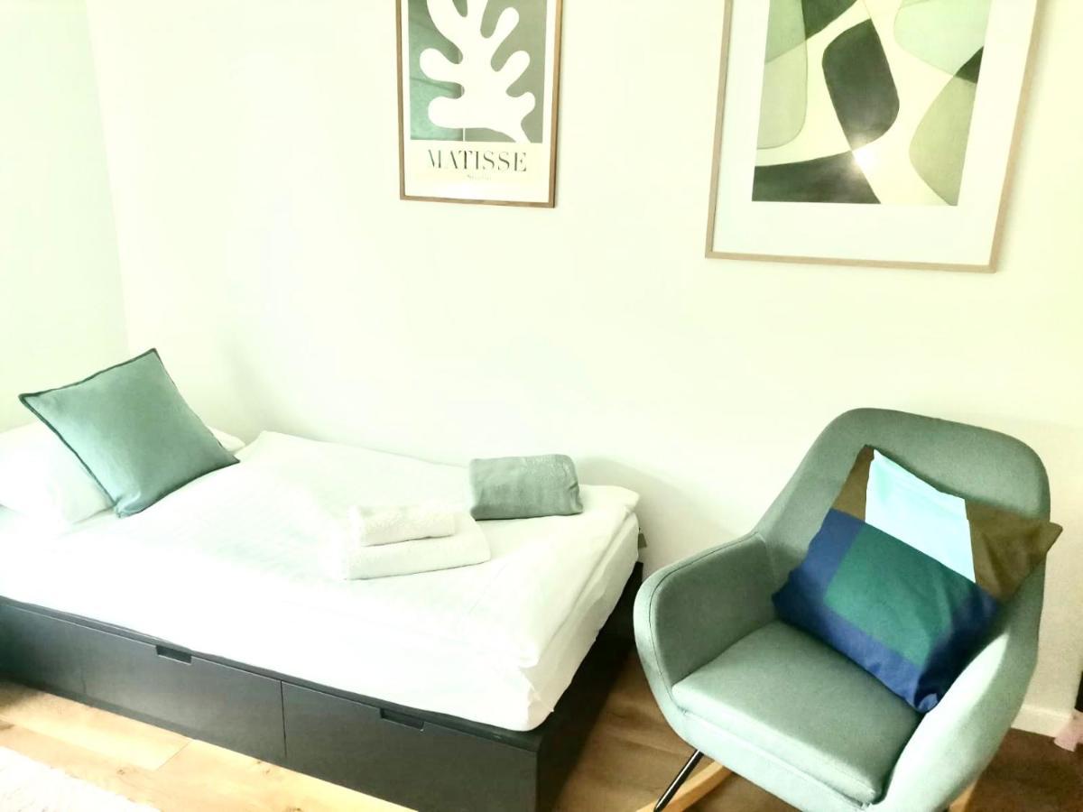 Baltic Riviera Apartments - Garden Sanctuary Retreat 그단스크 외부 사진